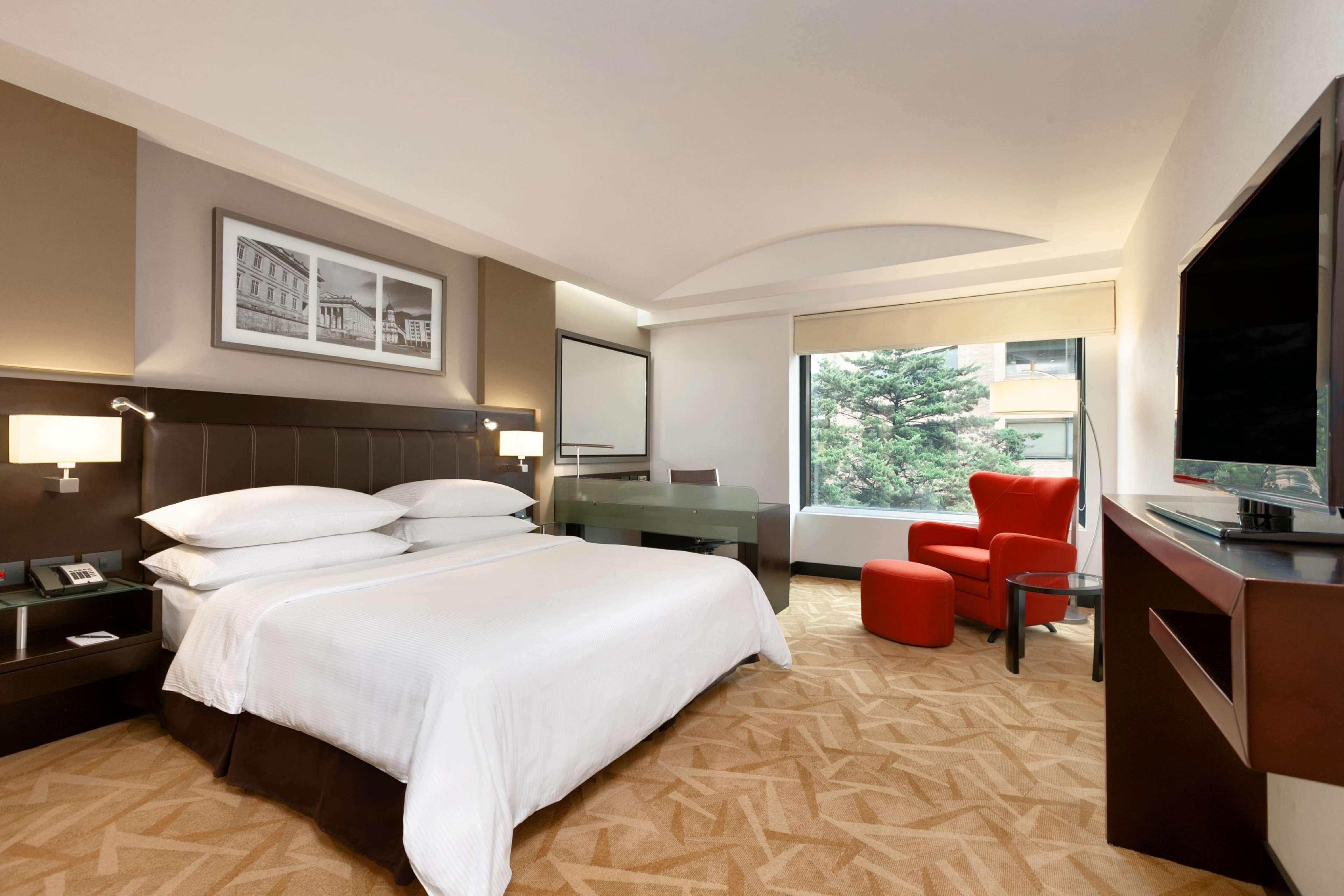 Hilton Bogota Hotel Exterior photo
